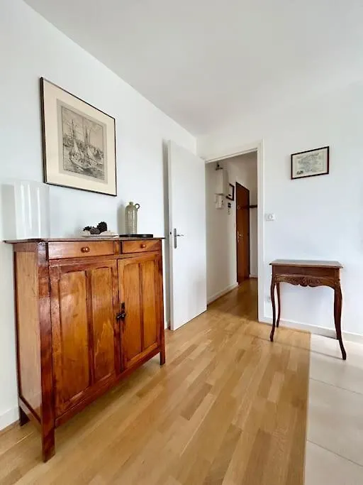 Bel Appartement Proche Du Port De Sainte Marine كومْبْري